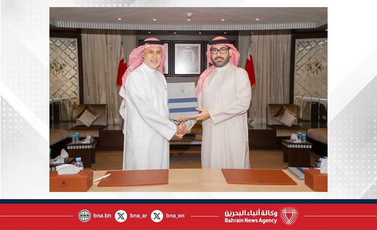 المجلس الأعلى للشباب والرياضة وشركة استثمارات الزياني يوقعان عقد إنشاء مركز تدريب احترافي دولي لكرة القدم المجلس الأعلى للشباب والرياضة وشركة استثمارات الزياني يوقعان عقد إنشاء مركز تدريب احترافي دولي لكرة القدم